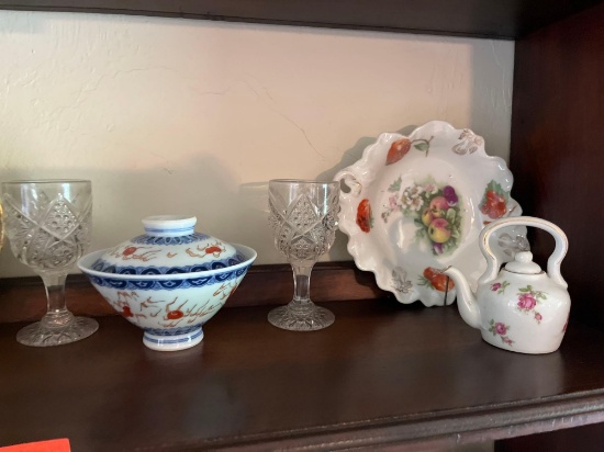 miniature glassware