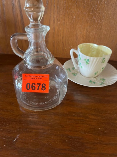 Beleek 3rd Black Mark Harp Shamrock Teacup and saucer. Vintage from the 1930. And glass decater