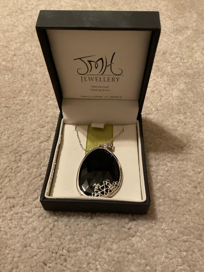 JMH jewelry necklace