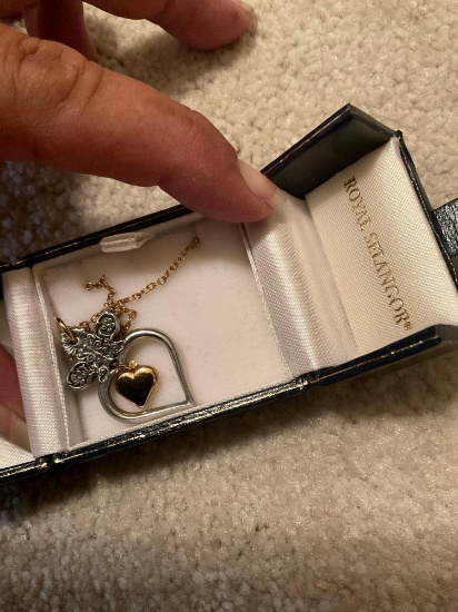 Necklace and little necklace case