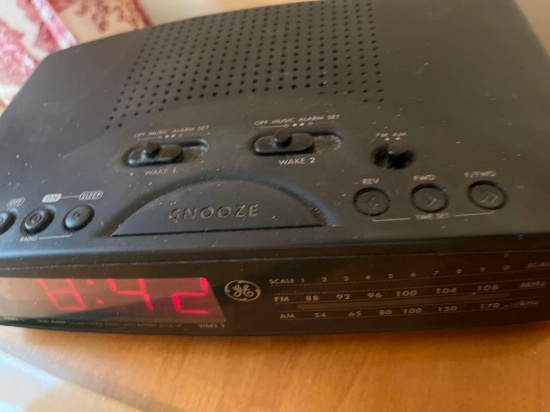 General Electric radio Christ on the cross