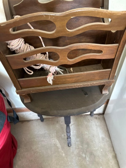 Magazine rack, half round table, dog stake with rope