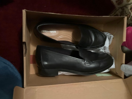 4 pair shoes
