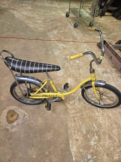 Schwinn Stingray Pixie. Vintage Chids Bike .