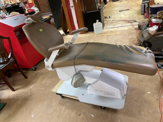 Endurance By Dentech Hydraulic Dental Chair