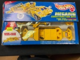 Hot Wheels Mega Rig Construction Site