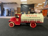 Vintage Ertl Texaco Die Cast 1926 Mack Bull Dog Coin Bank
