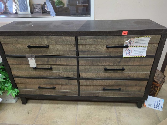 Dresser