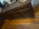Antique wooden buffet very heavy buyer is responsible for bringing their own help to load, please