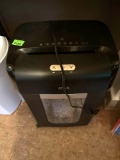 Ativa 12 Sheet Cross-cut 6 gallon with box