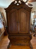 Vintage wooden very heavy bedroom, set the king size headboard, and foot board also comes with a