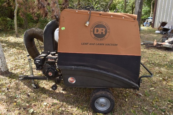 Leaf and lawn collection system for towing behind a lawn mower.......Like new
