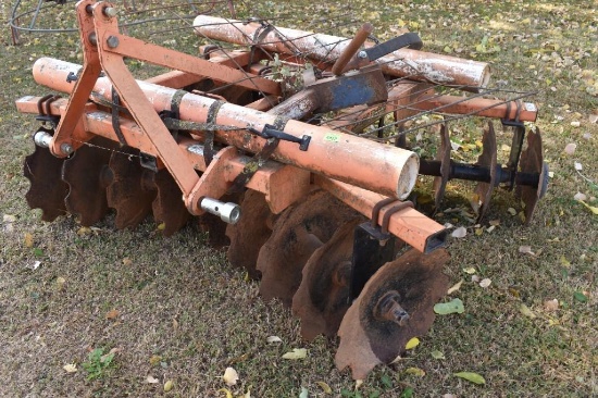 6 foot landpride disk Please bring help to load.