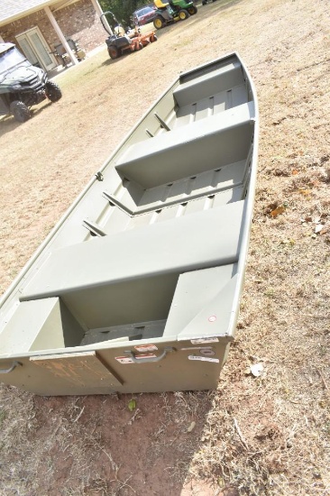 14 foot john boat, practically brand new NO TITLE Please bring help to load.