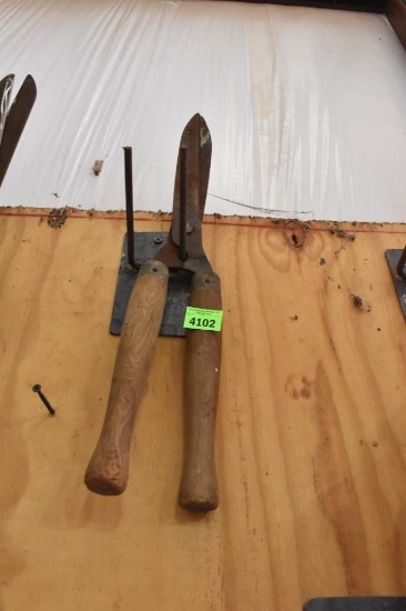 Garden scissors