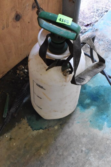 Chemical sprayer 2 gallon