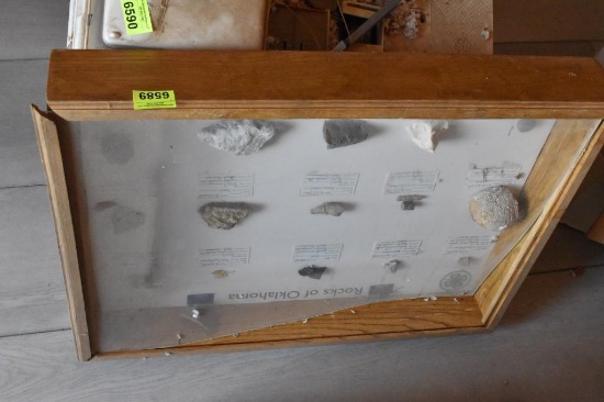 Shadow box