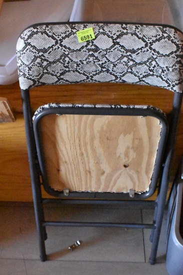 Folding chair
