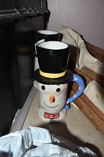 2 snowmen mugs