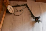 Quilter lamp