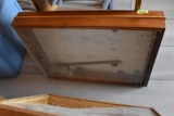 Shadow box