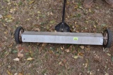 rolling magnet with quick release