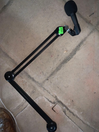 Shure mic and articulating table stand