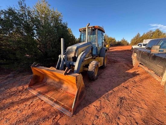 2013 John Deere 310SK backhoe with 6040 Hours. 4x4. Boom extend. Very tight running machine.