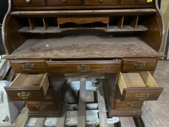 Roll top desk... 48in x 50in x 22in Must bring help to load