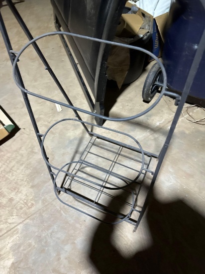 Bag carrying device on wheels...