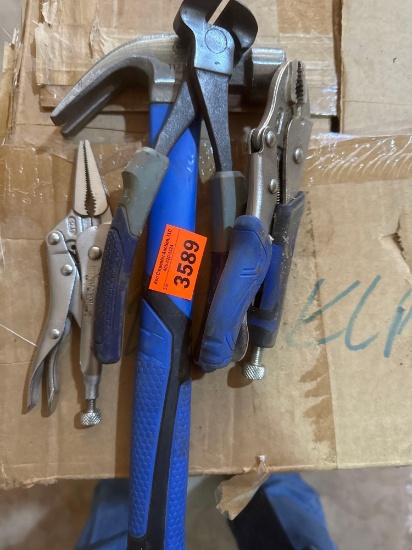 Package of pliers
