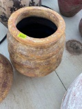 Large flower pot 24in x 15 in Must bring help to load