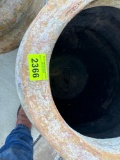 Large flower pot 24in x 16in Must bring help to load