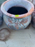 Large flower pot 22in x 20in Must bring help to load