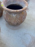 Large flower pot 21in x 20in Must bring help to load