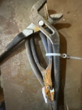 Pliers