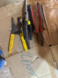 Pliers