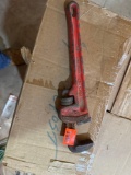 Pipe wrench