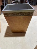Decorative trash can