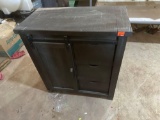 Entry Table 34in tall x 16 in wide x 30 in long Must bring help to load ...