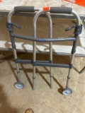 2 wheeled walker