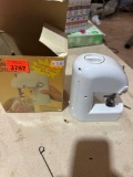 Mini sewing machine
