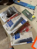 Plastic cutting knifes