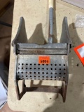 Metal mop bucket insert