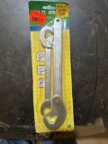 Multi wrench
