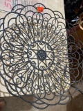 metal bowl trivet
