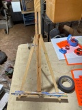 5 ft art easel...