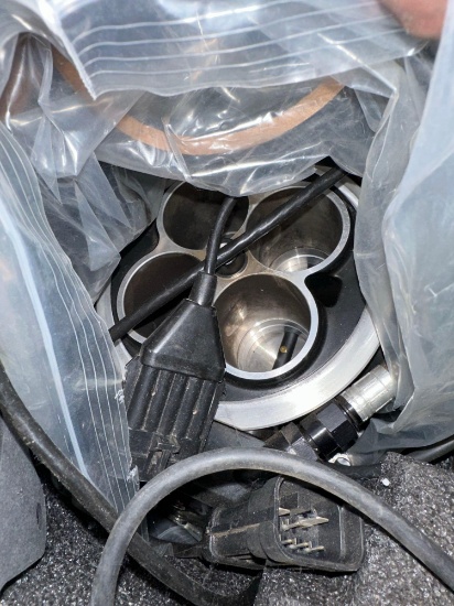 used holly sniper fuel injection