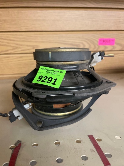 2- Bose speakers