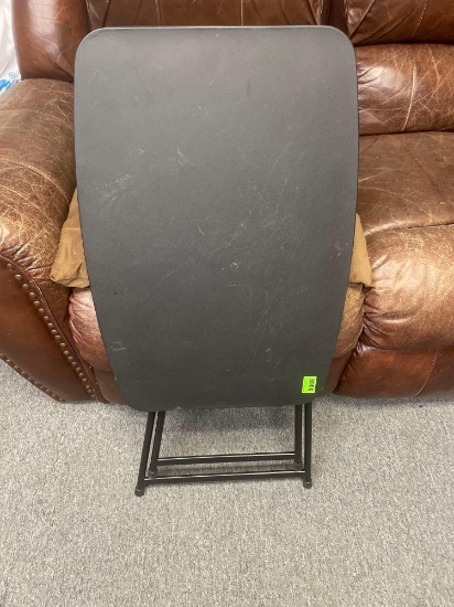 folding table